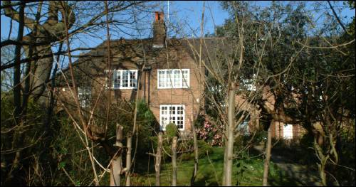 081-83 Corringham Road